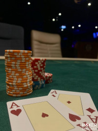 Gold Poker photo4 thumbnail